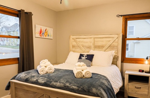 Lake City Casa | 2 Blocks from the Lake! Over 3,000 sq ft, Dog Friendly, Fire Pit & Lawn Games!