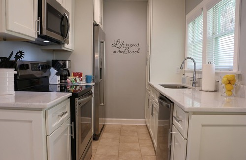 Savannah Beach Casa | ⚡2 Blocks from Tybee Pier & Pavilion ⚡