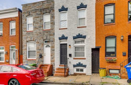 Canton Casa | 2 Blocks to Patterson Park Urban Stay Near Eats