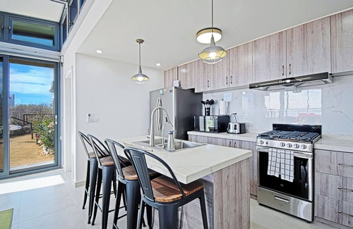 El Sargento Casa | 2 bedroom, 1 bath unique repurposed shipping container home