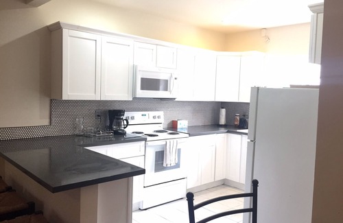 Touro Apartamento | Apartamento de 2 habitaciones y 2 baños en St. Complejo Residencial Charles
