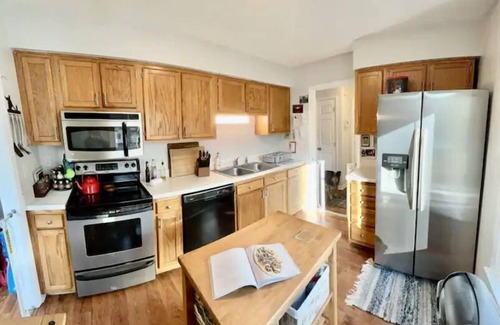 Fayetteville Casa | 2 BR, 2 Bath Home close to Bragg