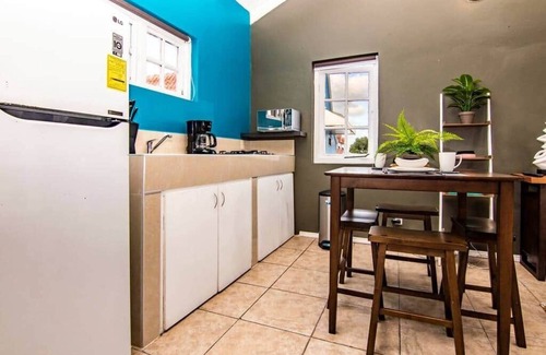 Colon Apartamento | 2 br Apartment w attic - O