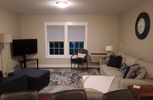 Wolfeboro Apartamento | 2 BR Apt in Downtown Wolfeboro