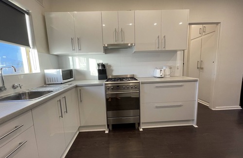 Glenelg North Apartamento | 2 BR beach entire apartment 10/22