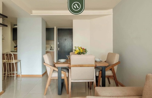 Granada Apartamento | 2 BR Condo in Polanco with Pool and Gym