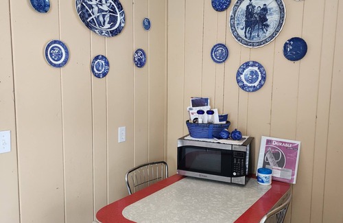 Greenbush Cabaña | 2 BR Cottage on the Sandy Beaches of Lake Huron- Greenbush- Sunrise Side