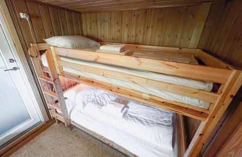 Streymoy Casa | 2 BR Cozy vacation home for 5 guests, Langasandur