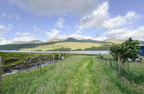 Streymoy Casa | 2 BR Cozy vacation home for 5 guests, Langasandur