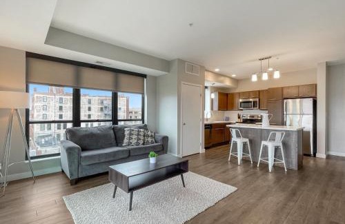 Downtown Des Moines Apartamento | 2 Br Dwntwn Apt With Hot Tub