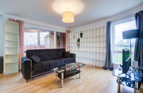 North Kensington Apartamento | 2 BR Flat Near Westfield, Hospital, Stadium & Uni