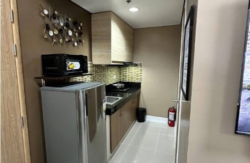 Paranaque Condominio | 2 BR Fully Furnished Condo in Parañaque with Pool and Parking - Bloom Unit 1135