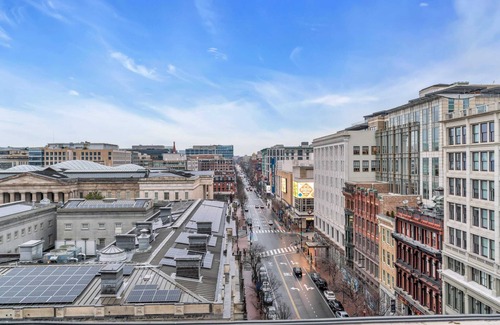 Chinatown Apartamento | 2 BR Fully Furnished Apartment at Penn Quarters - Surrounded by Best Restaurants