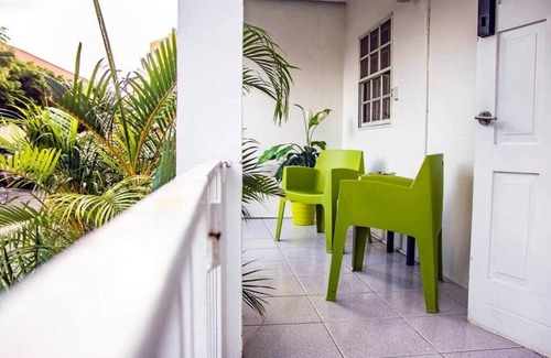 Colon Apartamento | 2 br Groundfloor Apartment - A