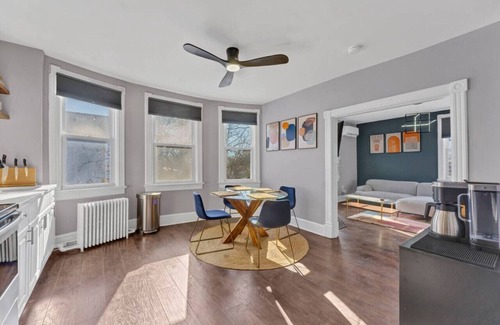 Woodridge Apartamento | 2 BR Haven in the Pulse of the DC’s Vibrant Buzz!