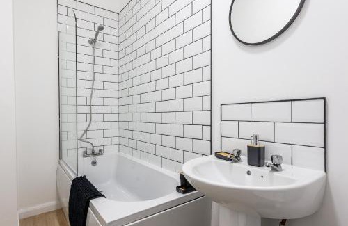 Wallsend Casa | 2 Br Home Perfect For Short And Long Term Stay