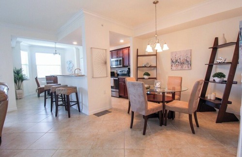 Lakewood Ranch Condominio | 2 BR lakefront condo In Lakewood National overlooking the golf course - Array of Sunshine