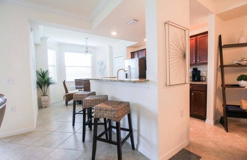 Lakewood Ranch Condominio | 2 BR lakefront condo In Lakewood National overlooking the golf course - Array of Sunshine