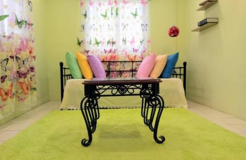 Cheras Casa | 2 BR Medina Dollar Landed Homestay Cheras MRT Link
