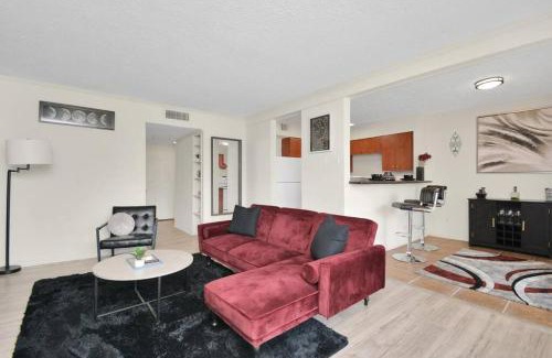 The Galleria Apartamento | 2-BR Stellar Stay #4 at The Galleria