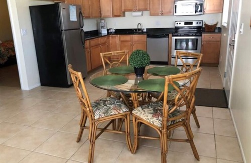 Laurel Villa | 2 BR VILLA SUITE w/ queen bed