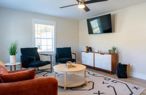Durham Casa | 2 BR w/King Bed Near Duke Campus & Hospital