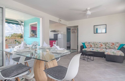 Riviere-Salee Casa | 2 Bungalós con 2 Piscinas: Vista al Mar (Azul y Naranja)