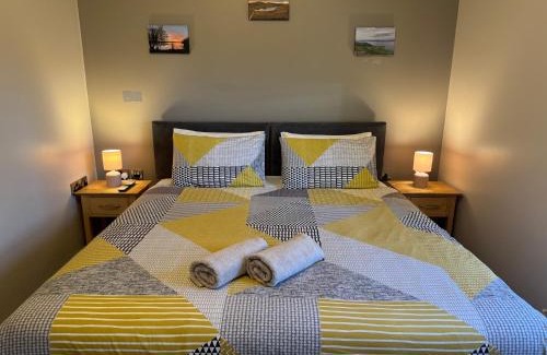 Enniskillen Casa | 2 Castle Hume Court Holiday House