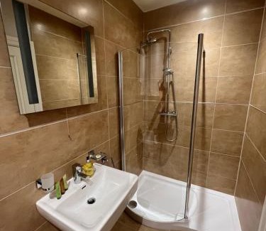 Enniskillen Casa | 2 Castle Hume Court Holiday House