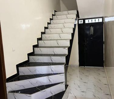 Pointe des Almadies Apartamento | 2 chambres salon et garage villa thierno sene