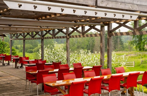 Mauricie Casa | 2 Charming Haven w/ Horseback Excursions, Nature Trails, Pool & Spa Access