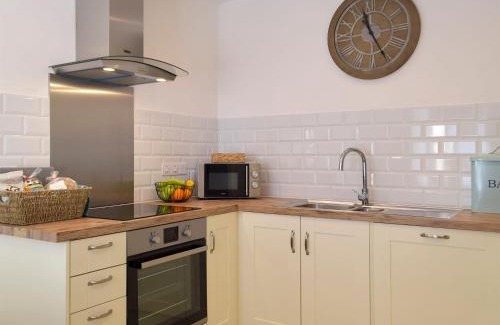 Boncath Casa | 2 Cilwendeg Lodge