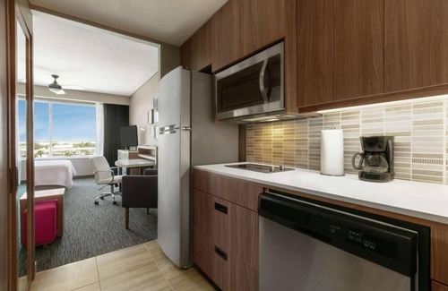 Apodaca Apartamento | 2 Connecting Suites at a Hotel