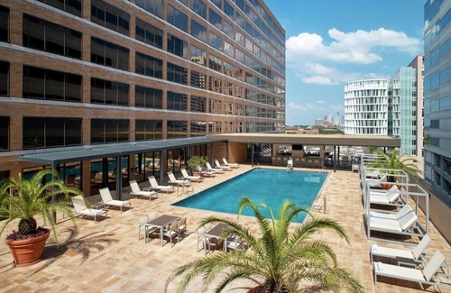 Southgate Apartamento | 2 Connecting Suites at a Hotel