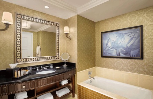 Florida Central Atlantic Coast Hotel | 2 Connecting Suites at a 5⭐️ Hotel