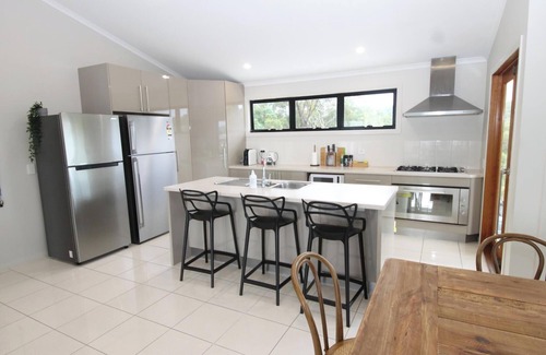 Brisbane Waterfront Casa | 2 Coral Crescent Brisbane