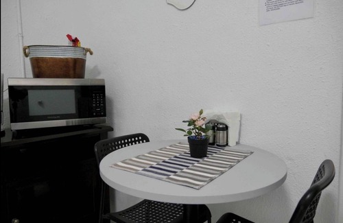 Allapattah Cabina | 2️⃣ Cozy cabin with WiFi and AC in amazing Miami