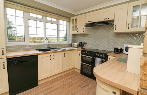 Stockton on the Forest Cabaña | 2 CROSSLANDS, with a garden in Stockton-On-The-Forest
