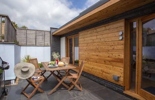Stoke Gabriel Casa | 2 DART, mascotas, con fuego en Stoke Gabriel, Ref 959536