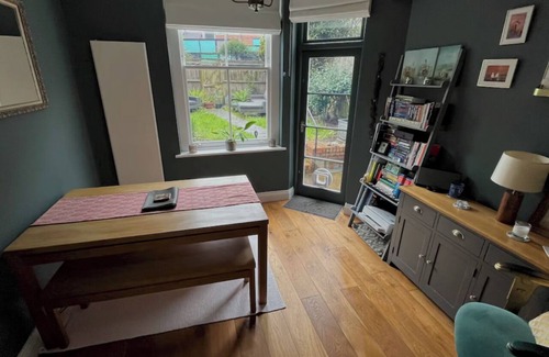 Crouch End Apartamento | 2 Double Bedroom Garden Flat in Crouch End, London