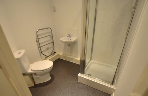 Middleton Apartamento | Apartamento moderno de 2 dormitorios dobles en la planta baja