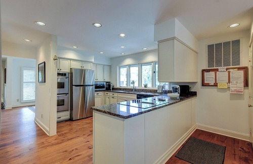 Oceanside Casa | 2 Duck Hawk - Sea Pines just a Short Walk to the Beach & Private Pool