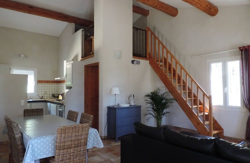 Bedoin Villa | Bedoin centro de la villa de 800 metros, piscina privada vallada a los pies del viento