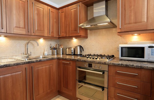 Dartmouth Cabaña | 2 Embankment House, DARTMOUTH