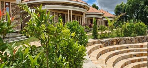 Masaka Casa | 2 Envubu Cottage - Benanda Forest Resort