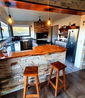 Lanin National Park Chalet De Esquí | 2 exclusivas casas en Barrio Peñon de Lolog
