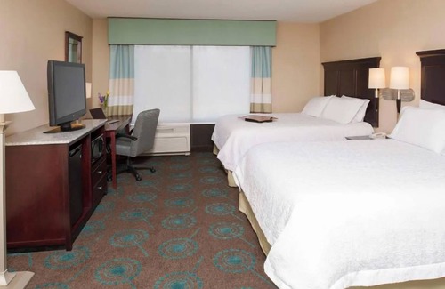 South Bend Hotel | 2 Exclusive Suites w/ Full Kitchen & Free Breakfast – Great for Extended Stays