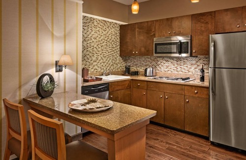 Gainey Village Villas Hotel | 2 Family-friendly Units! Close to Wrigley Mansion w/ Free Parking & Outdoor Pool