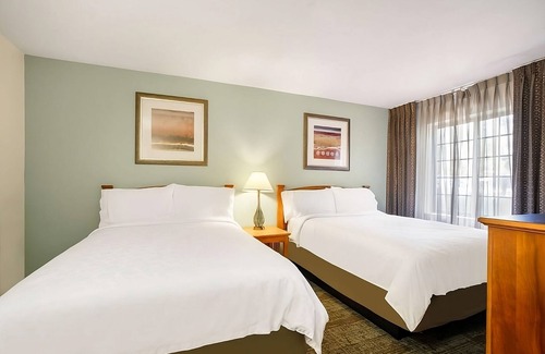 Carmel Mountain Ranch Complejo | 2 Family-Friendly Units w/ Full Kitchen & Outdoor Pool, Minutes to San Diego Zoo