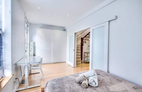 Plateau Mont Royal Apartamento | 2 Floors Penthouse With Private Rooftop Terrace